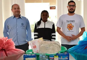 Prefeitura de Catas Altas faz distribuição de kits maternidade para mães em vulnerabilidade social