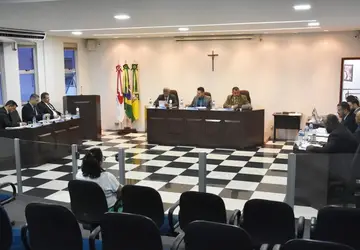 Vereadores negociam e Nozinho garante 8% de reajuste salarial dos servidores de São Gonçalo 