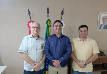 Presidente da Câmara de João Monlevade oficializa devolução de R$750 mil à Prefeitura 