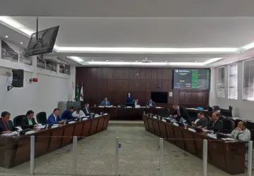 Vereadores aprovam projeto que garante 7% de reajuste a servidores públicos de Monlevade 