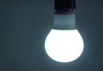 Moradores de Monlevade podem trocar gratuitamente lâmpadas convencionais pelas de LED