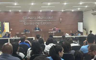 Seis vereadores derrubam denúncia para investigar prefeito de Barão 