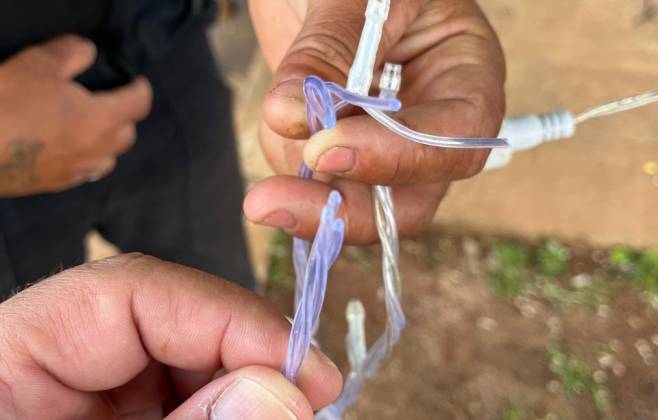 Barão: ornamentação natalina no bairro Lagoa é alvo de vandalismo 